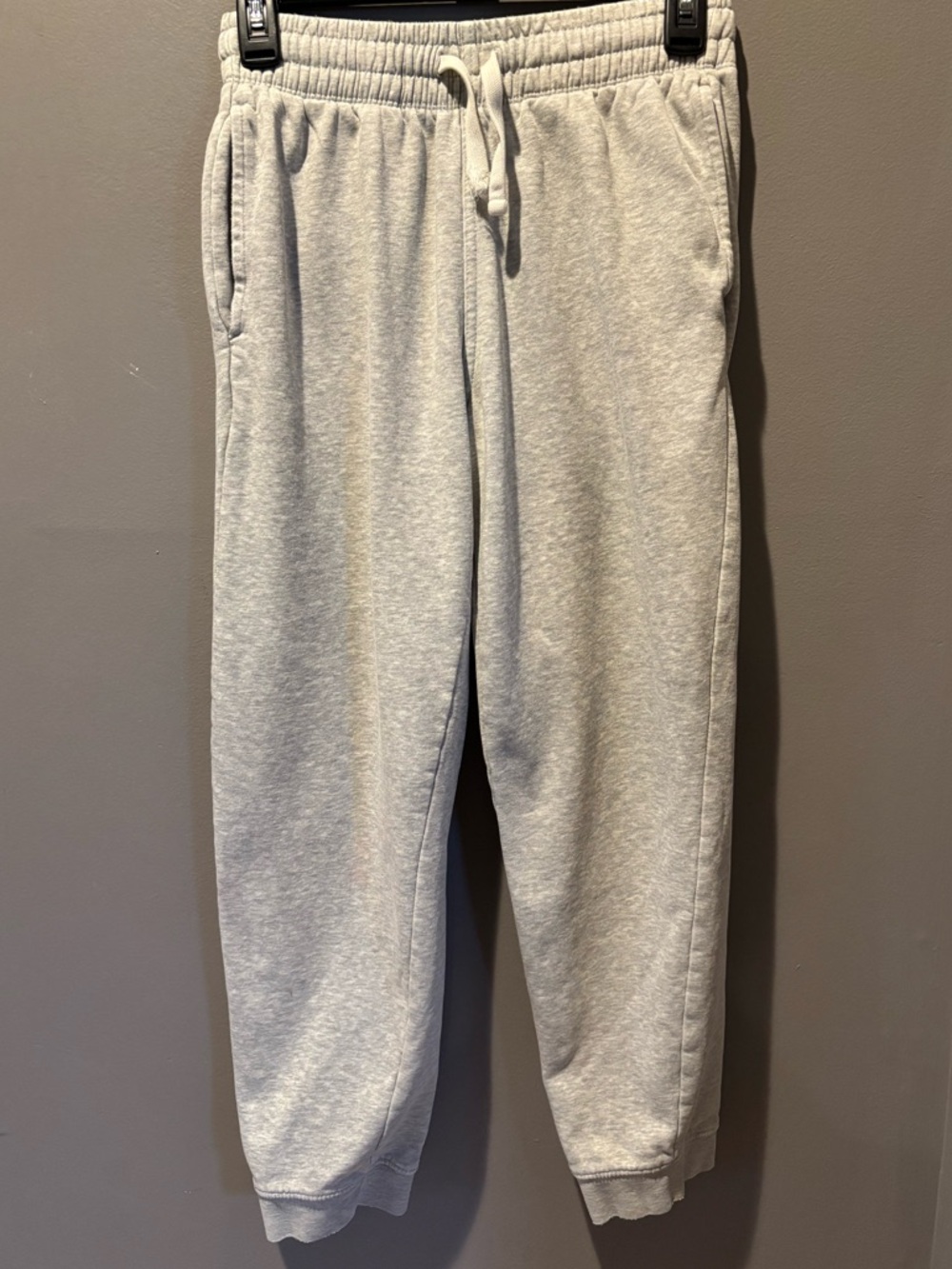 H & M Mens Regular Fit Sweatpants - Grey